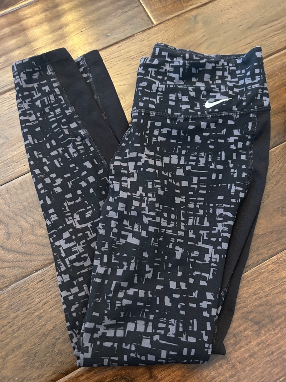 Nike women’s leggings pants